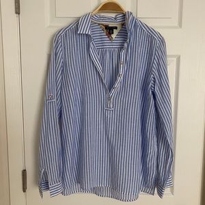 Tommy Hilfiger popover shirt. Size M